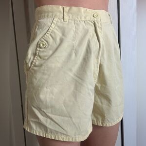 Elegant Women's Light Yellow Bermuda Shorts